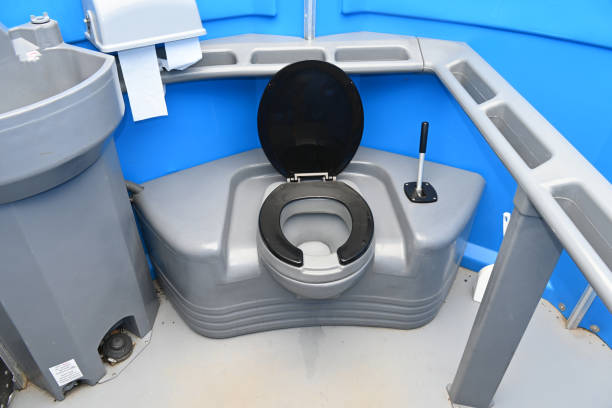 Best Construction site porta potty rental  in Walthourville, GA